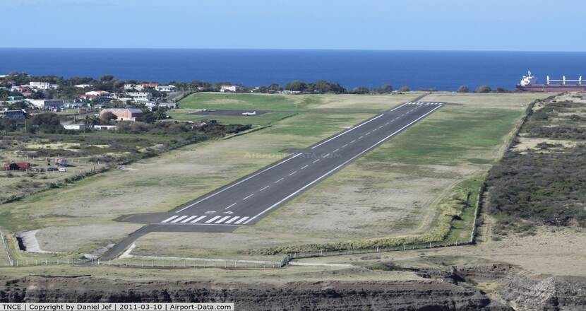 Airstrip Airport St. Eustatius