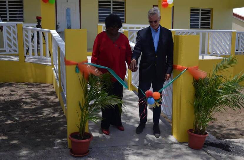 Felicia Viola van Zanten Complex officially opened by Alida Francis